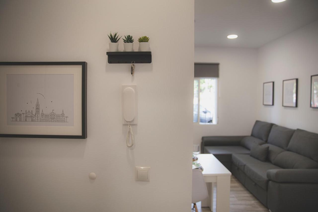 Acogedor Apartamento En Triana เซบีญา ภายนอก รูปภาพ