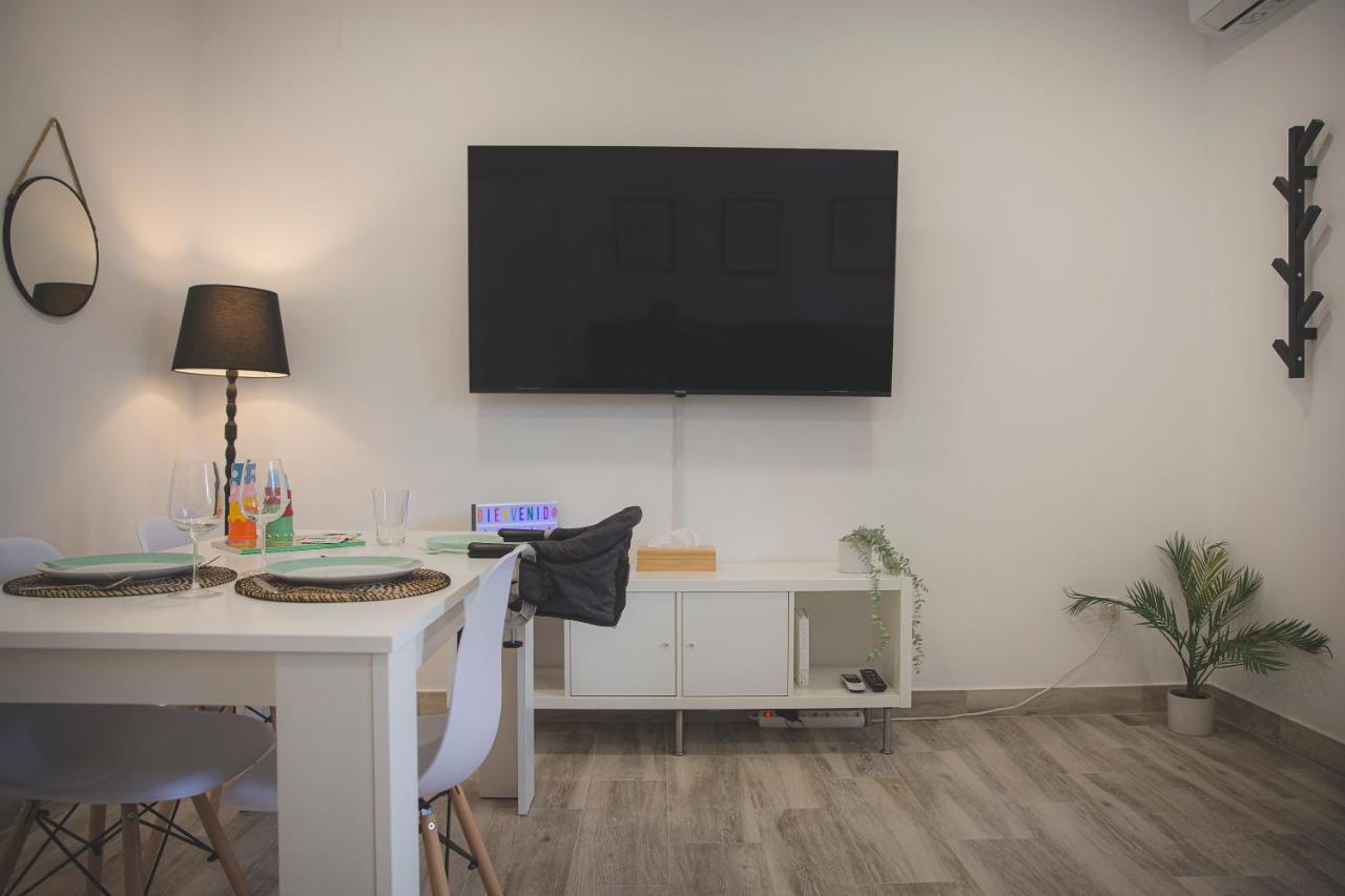 Acogedor Apartamento En Triana เซบีญา ภายนอก รูปภาพ